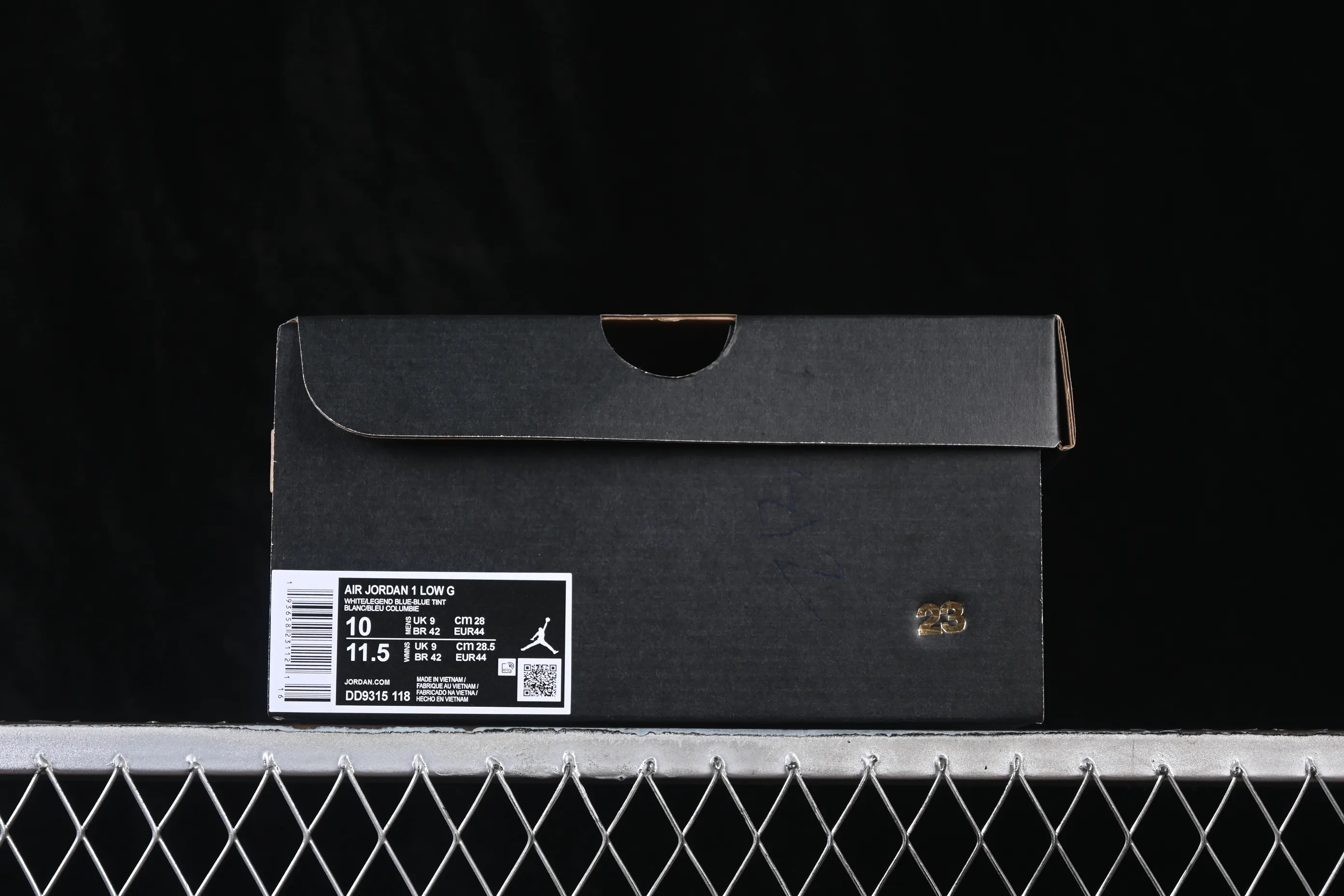 All categories Air Jordan Jordan series basketball shoes Air Jordan 1 Low Air Jordan 1 Low AJ1 Joe 1 patent leather white and blue low-top retro cultural basketball shoes DD9315-118